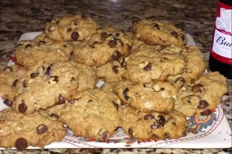 The Best Cowboy Cookies ever!