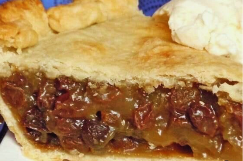 Grandma’s Old Fashioned Raisin Pie