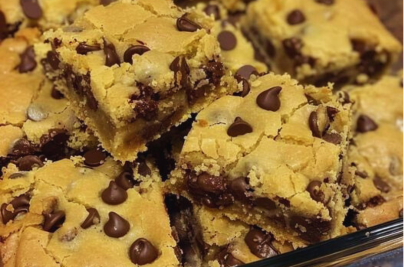 Lazy Chocolate Chip Cookie Bars