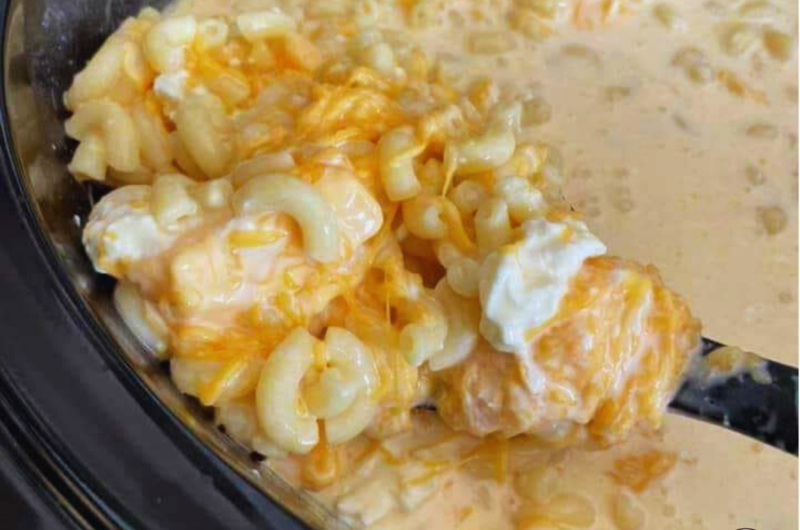 Slow Cooked Mac and Cheese!