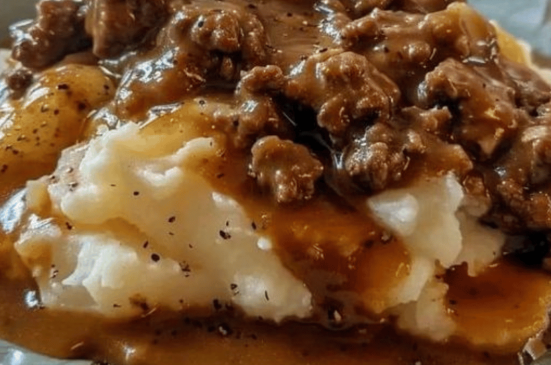 Ground Beef and Gravy over Mashed Potatoes