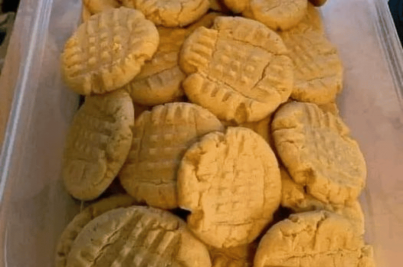 My Favorite Peanut Butter Cookies