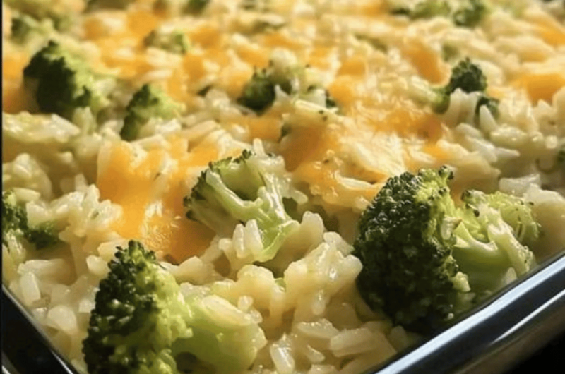 Broccoli, Rice, Cheese, and Chicken Casserole