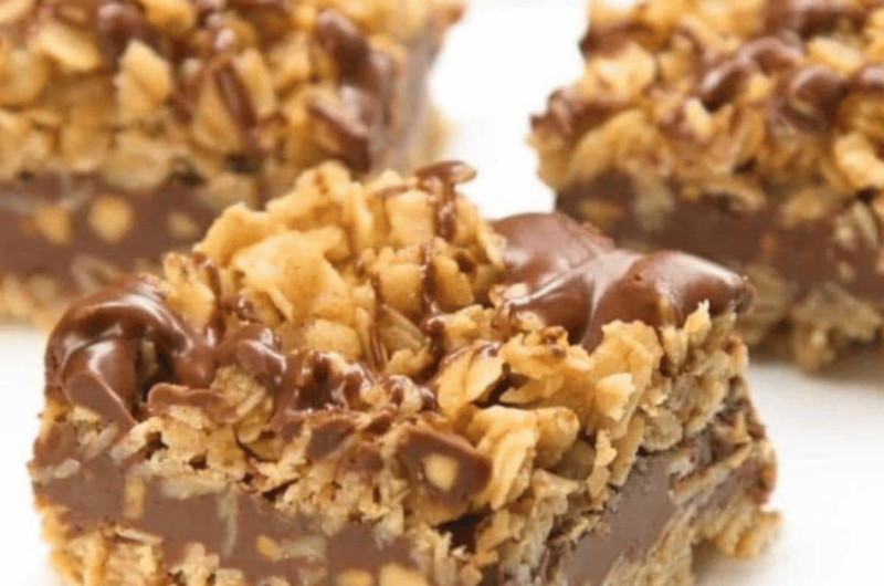 No Bake Chocolate Oat Bars