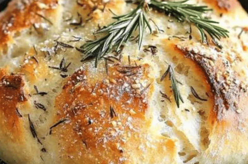 Rustic No Knead Rosemary Garlic Bread